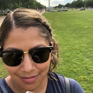 Meet your Posher, Candice